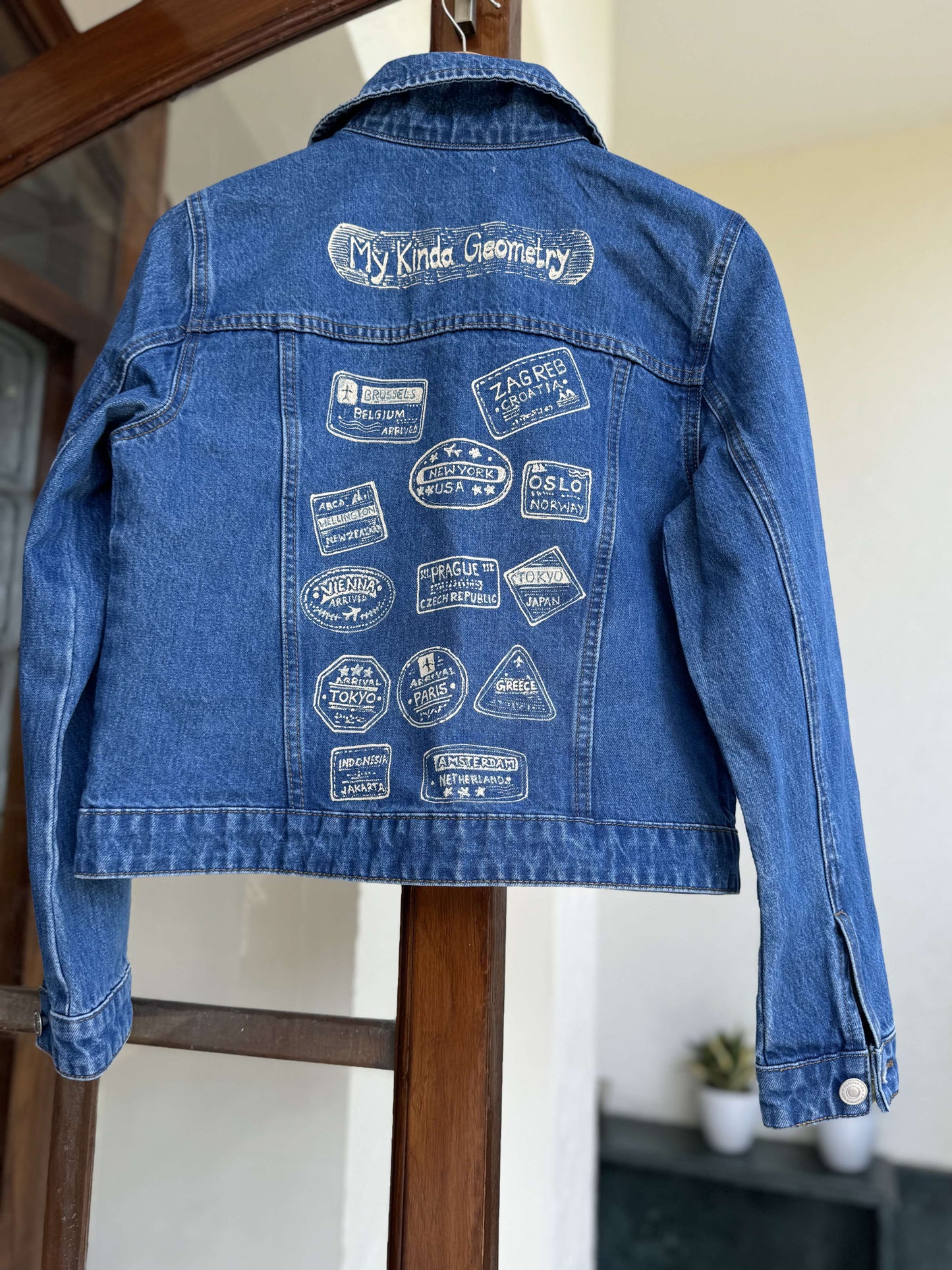 Customised jacket-Travel the world