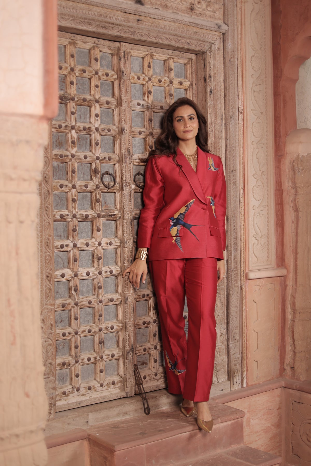 THE SCARLET JOURNEY BLAZER SET