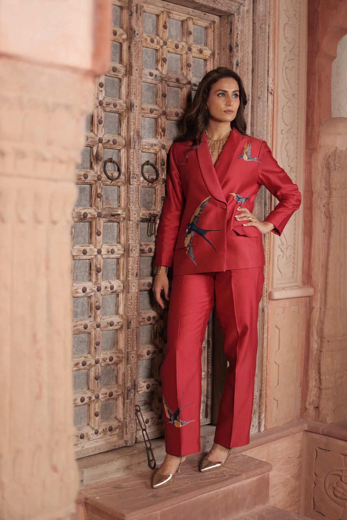 THE SCARLET JOURNEY BLAZER SET